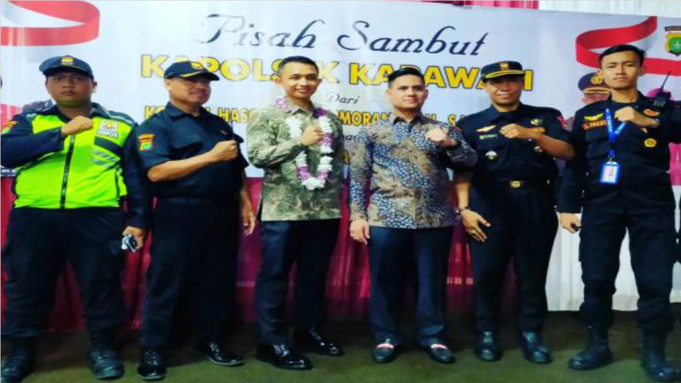 f3a4eb8c8da340b68bc56e2d44102f38